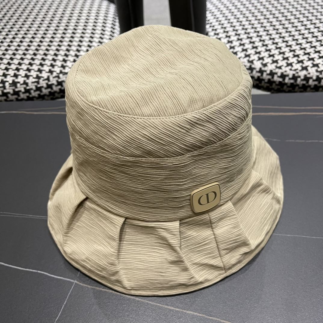 Christian Dior Caps